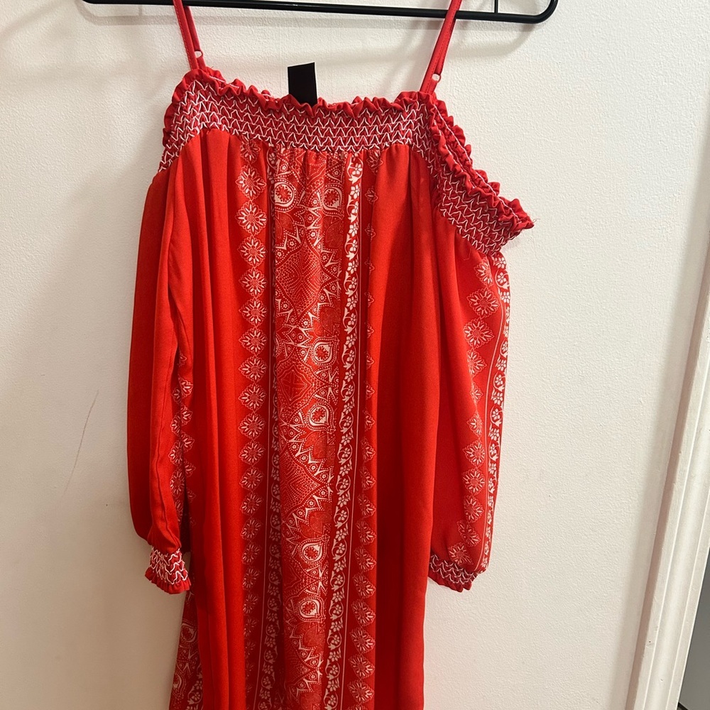 Trixxi Orange Off Shoulder Smocked Cold Shoulder Embroidered Dress Women's sz‎ M